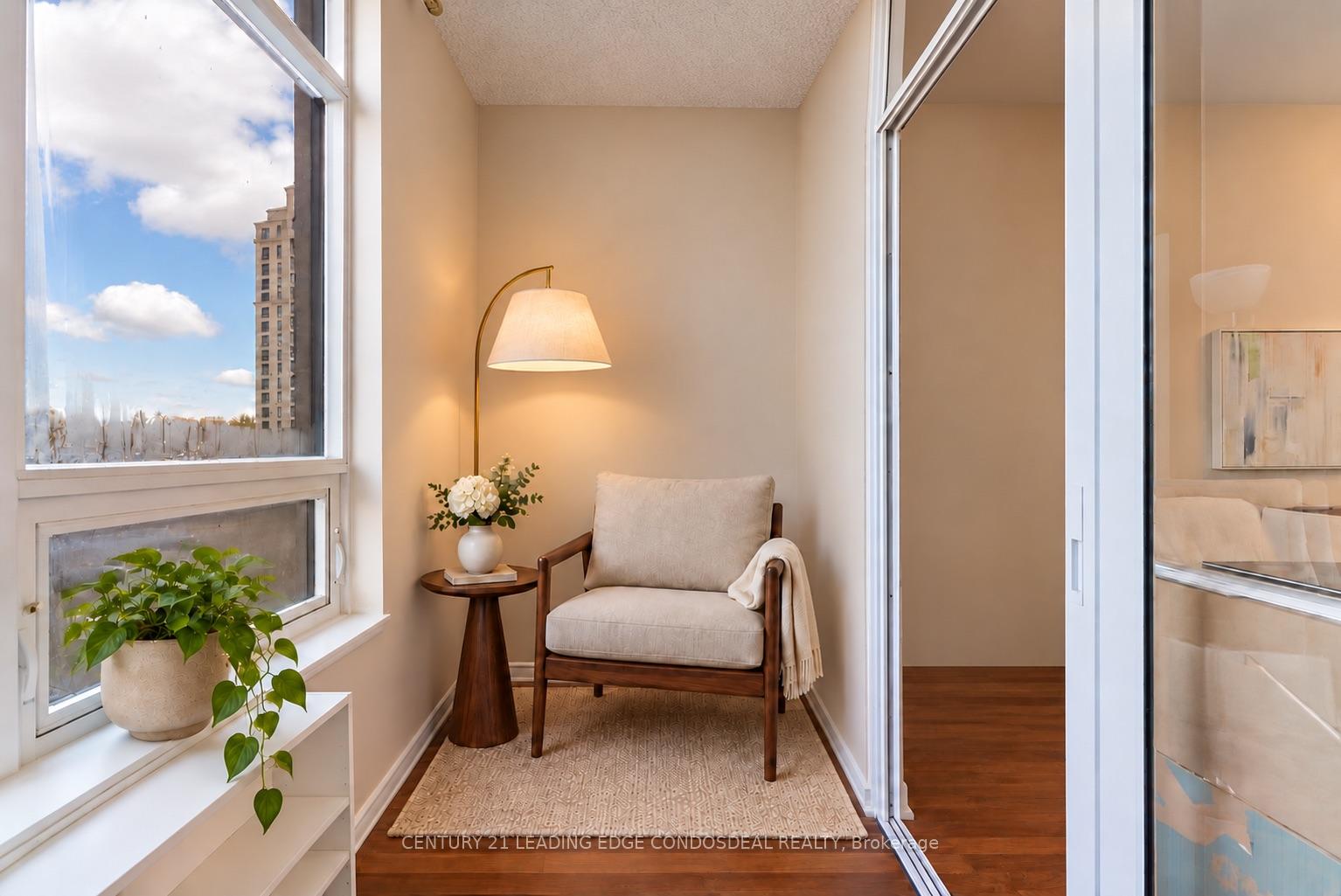Photo 10 of Unit 301, 9235 Jane Street, Vaughan, Maple — HOMEH