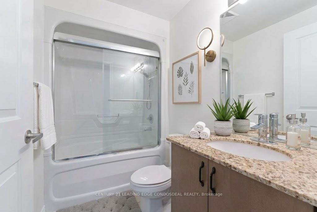 Photo 11 of Unit 301, 9235 Jane Street, Vaughan, Maple — HOMEH
