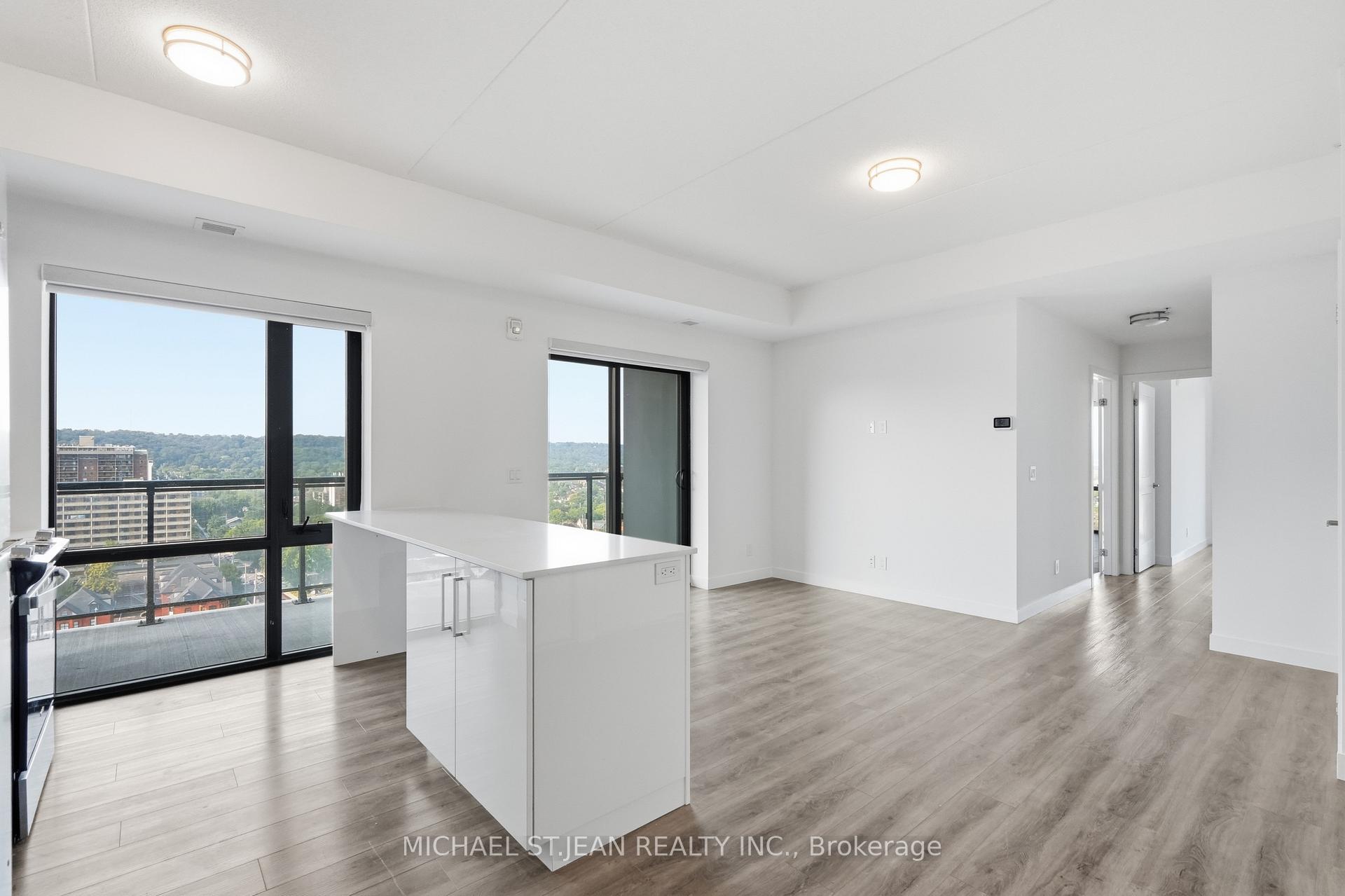 Photo 10 of Unit 1302, 15 Queen Street S, Hamilton, Central — HOMEH
