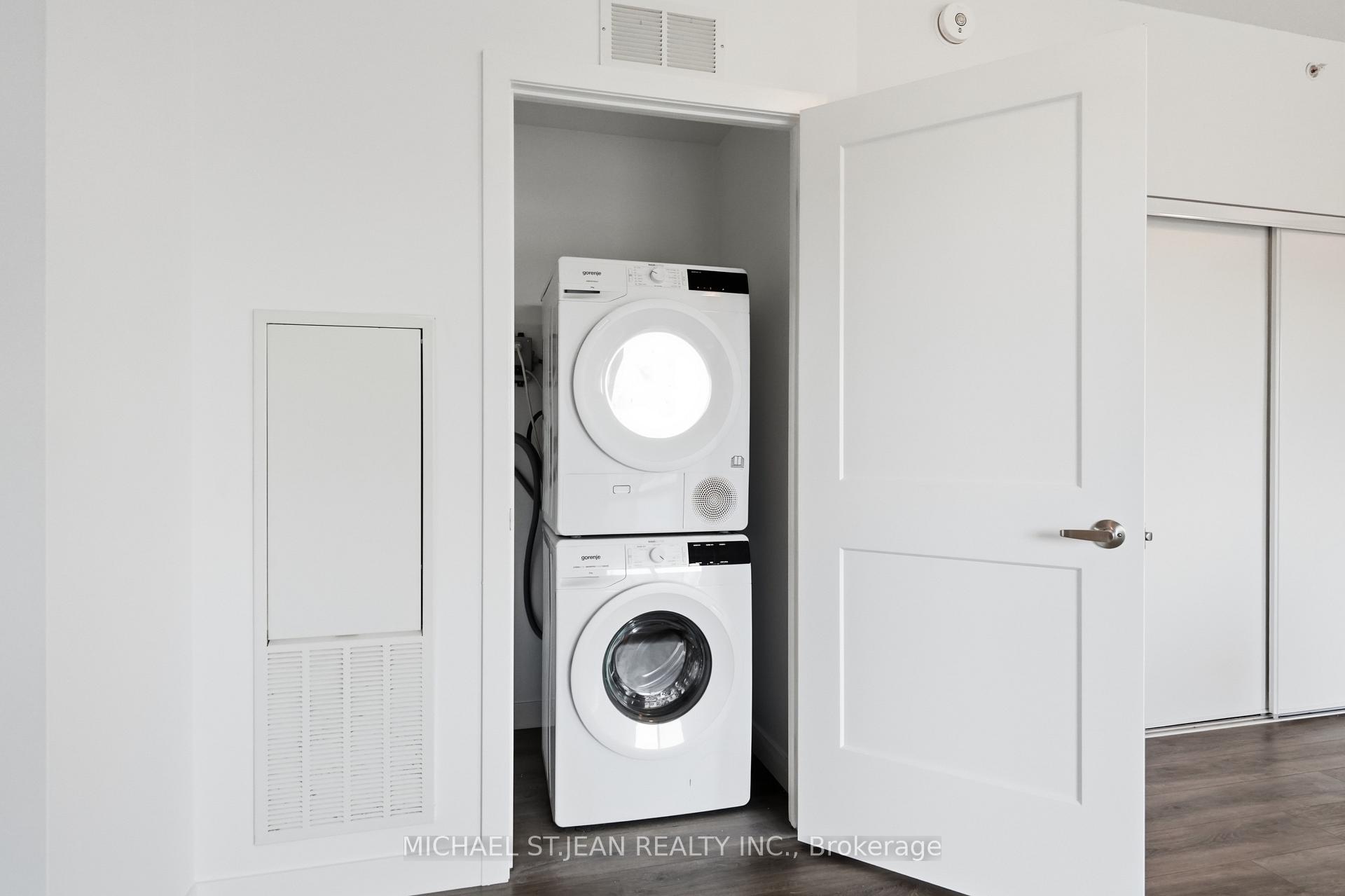 Photo 31 of Unit 1302, 15 Queen Street S, Hamilton, Central — HOMEH