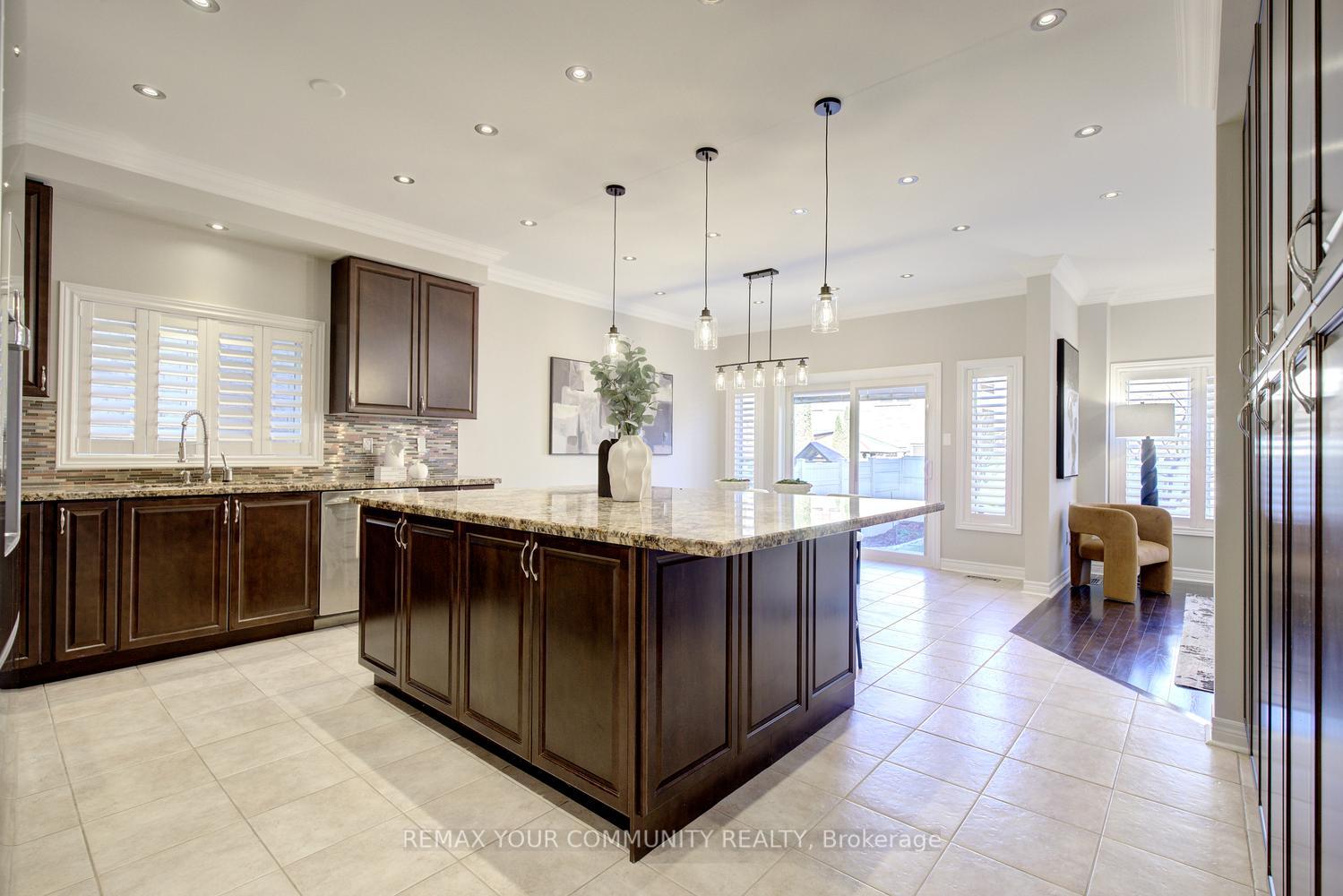Photo 14 of 108 Golden Forest Road, Vaughan, Patterson — HOMEH
