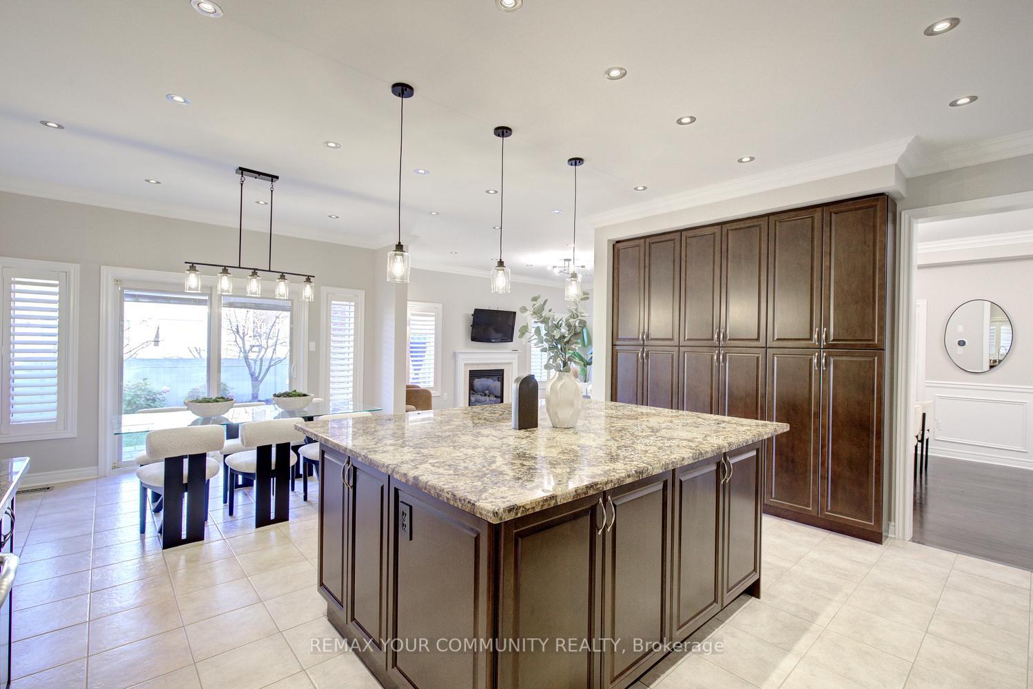 Photo 24 of 108 Golden Forest Road, Vaughan, Patterson — HOMEH