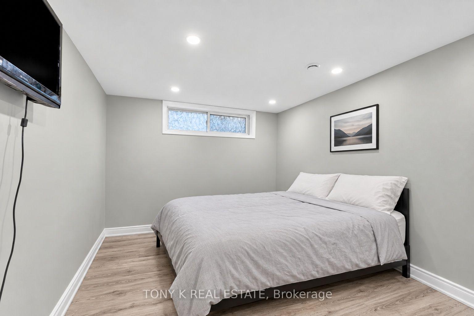 Photo 25 of 15 Langwith Court, Brampton, Brampton South — HOMEH