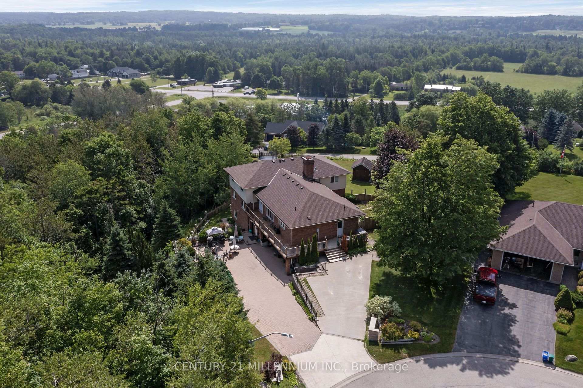 Photo 1 of 6 Kerry Court, Erin, Rural Erin — HOMEH