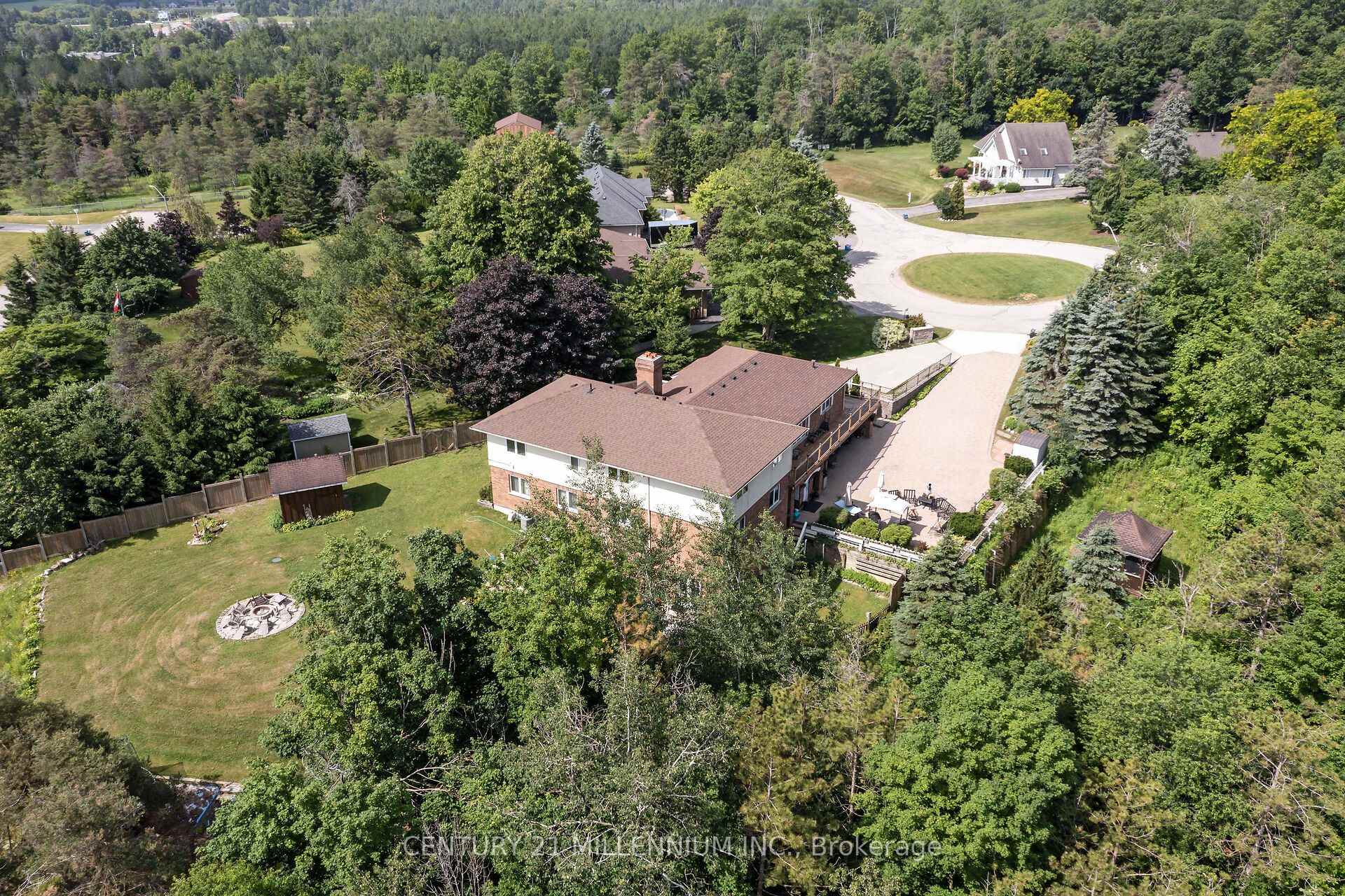 Photo 56 of 6 Kerry Court, Erin, Rural Erin — HOMEH