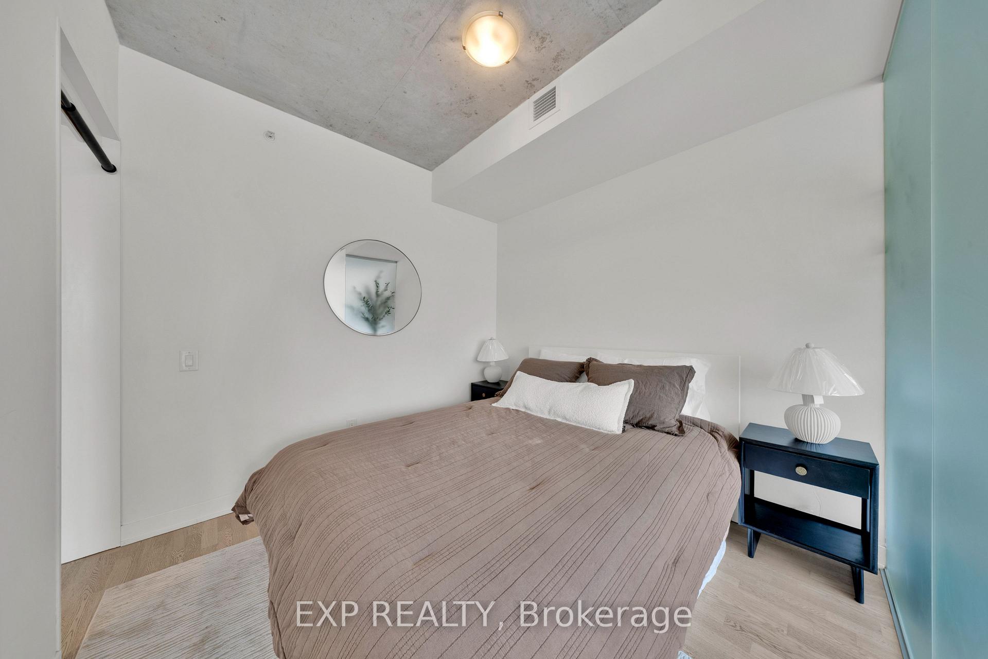 Photo 4 of Unit 625, 629 King Street, Toronto, Waterfront Communities — HOMEH