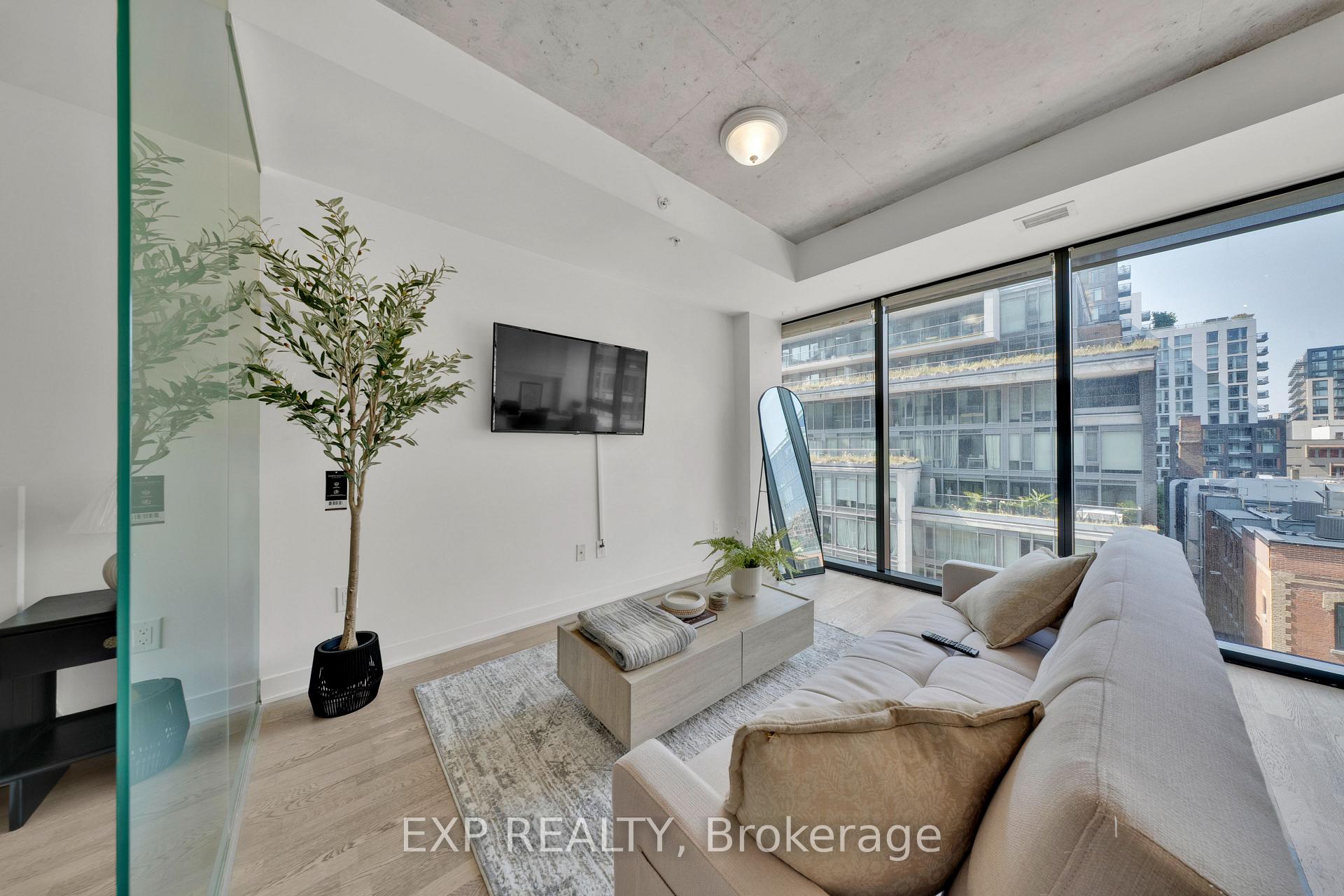 Photo 6 of Unit 625, 629 King Street, Toronto, Waterfront Communities — HOMEH