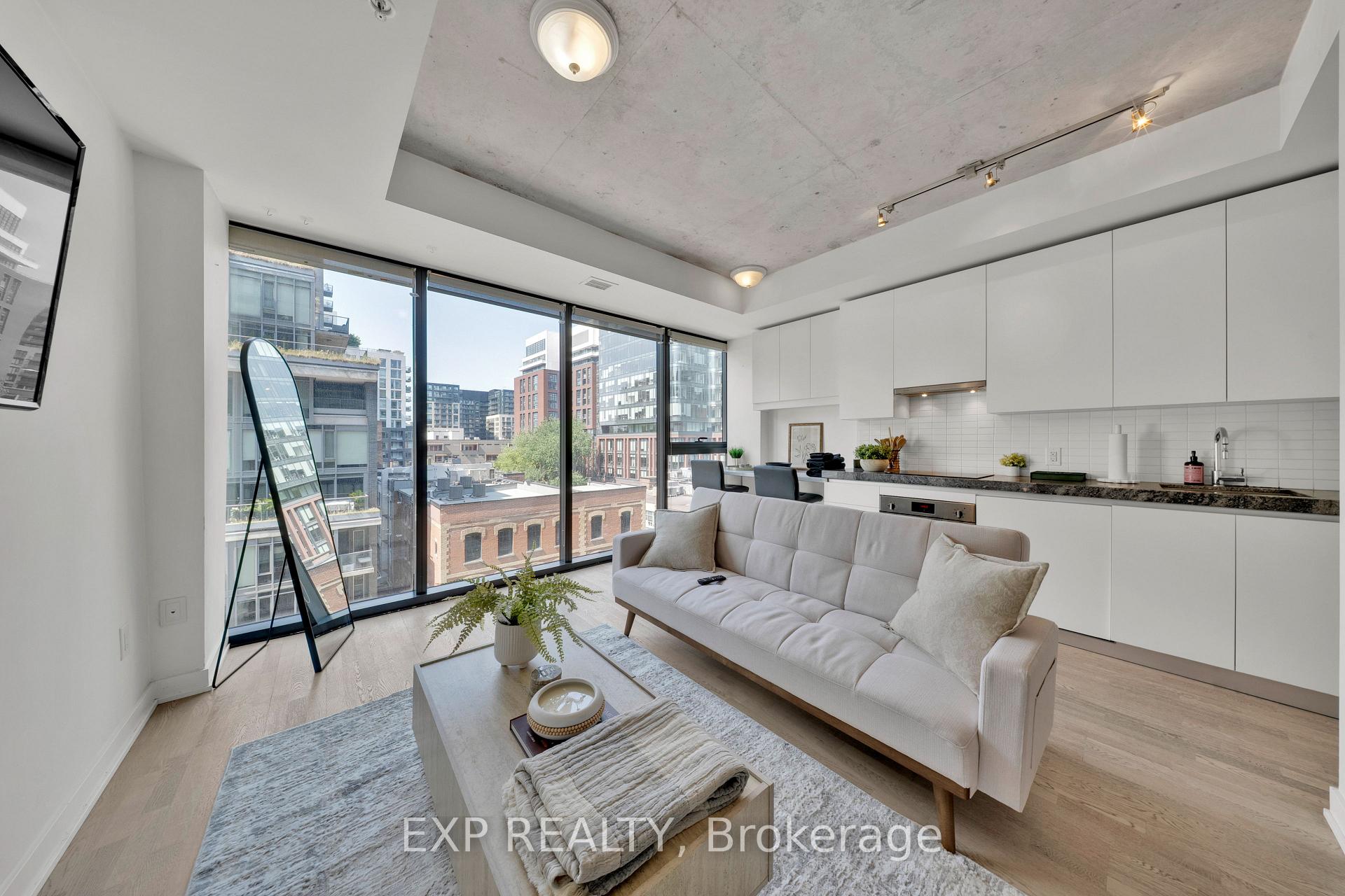 Photo 7 of Unit 625, 629 King Street, Toronto, Waterfront Communities — HOMEH