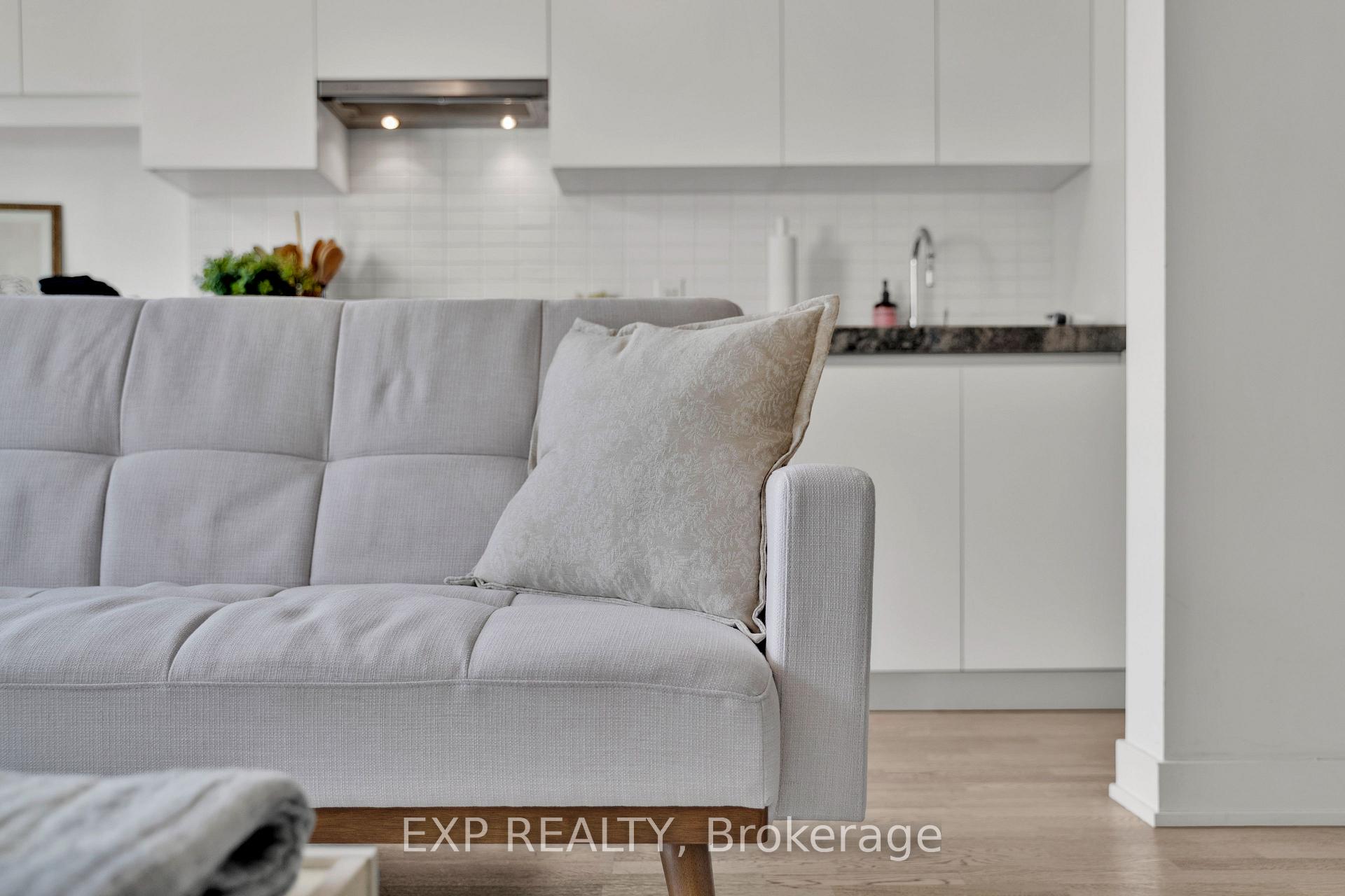 Photo 14 of Unit 625, 629 King Street, Toronto, Waterfront Communities — HOMEH