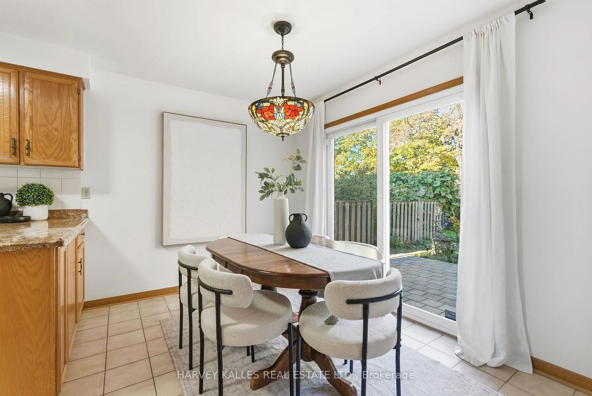 Photo 4 of 4222 Angeloni Drive, Mississauga, Rathwood — HOMEH
