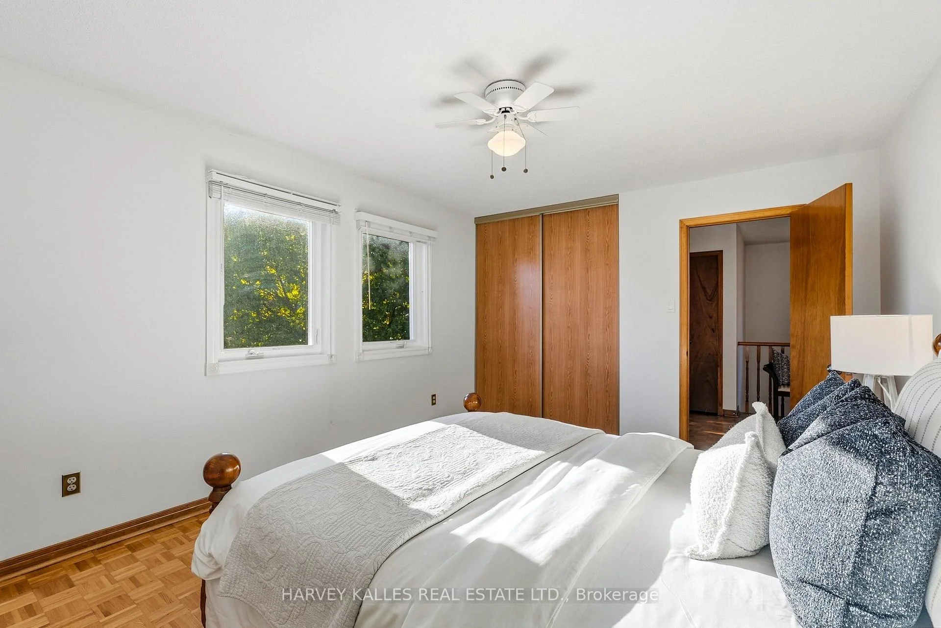 Photo 37 of 4222 Angeloni Drive, Mississauga, Rathwood — HOMEH