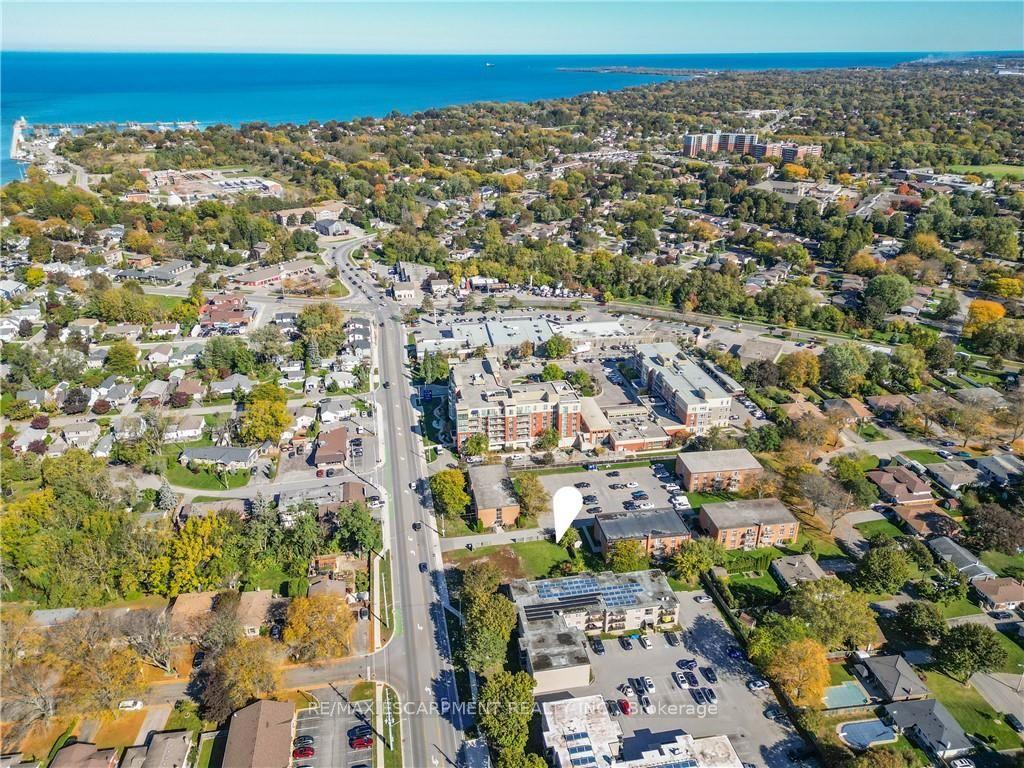 Photo 5 of Unit C, 574 Ontario Street, St. Catharines, Lakeport — HOMEH