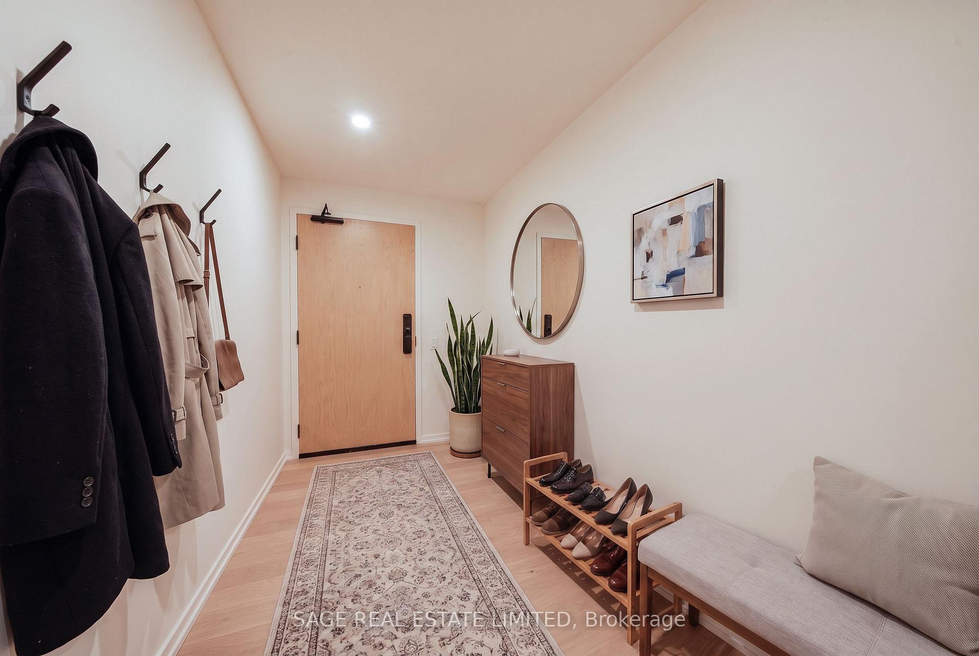 Photo 6 of Unit 511, 109 Erskine Avenue, Toronto, Mount Pleasant West — HOMEH