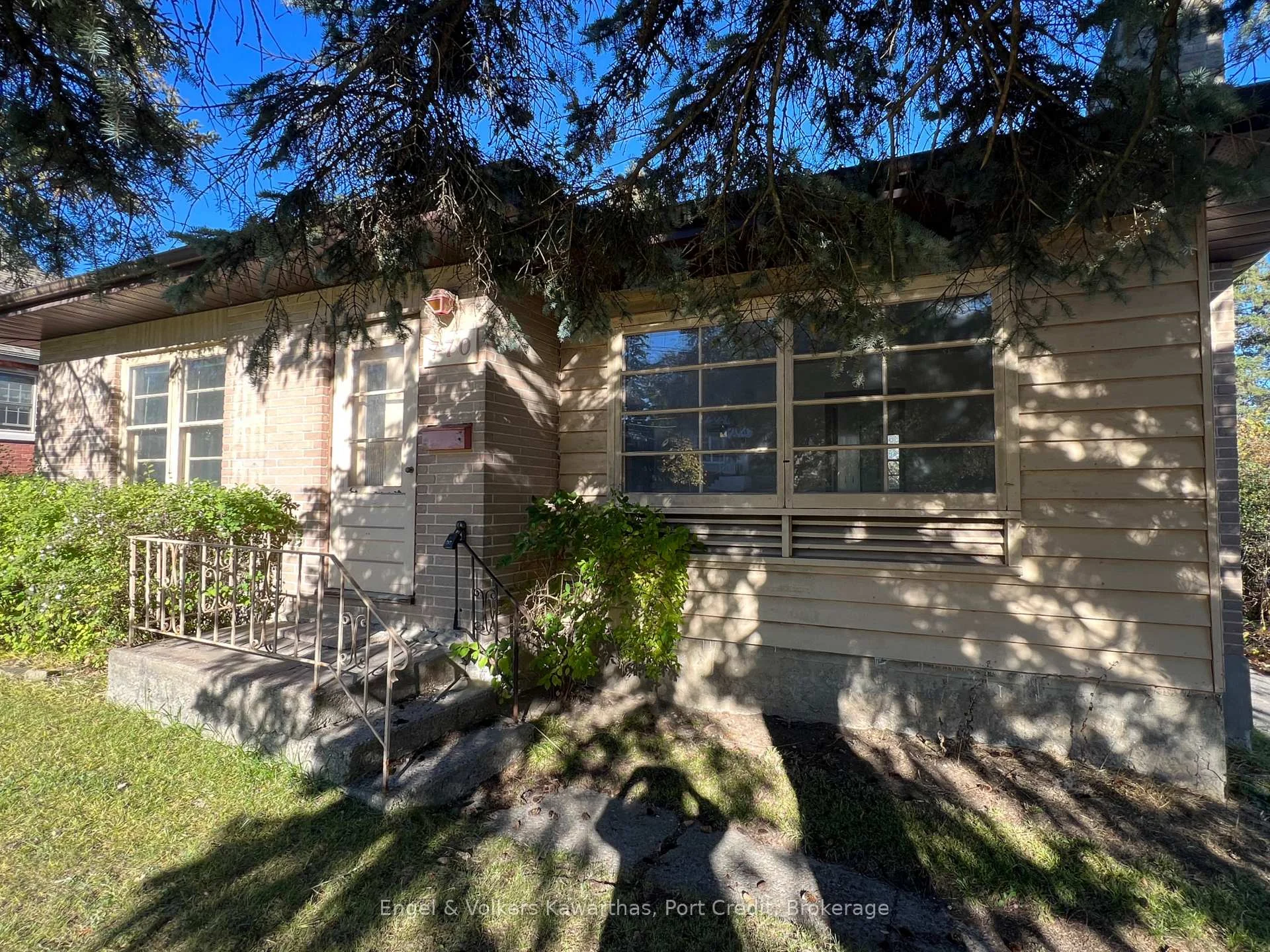 Photo 19 of 770 Curtis Road, Peterborough, Ashburnham Ward 4 — HOMEH