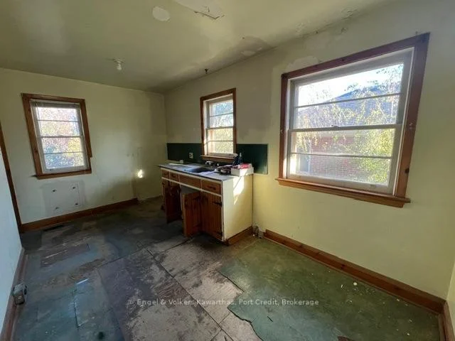 Photo 71 of 770 Curtis Road, Peterborough, Ashburnham Ward 4 — HOMEH