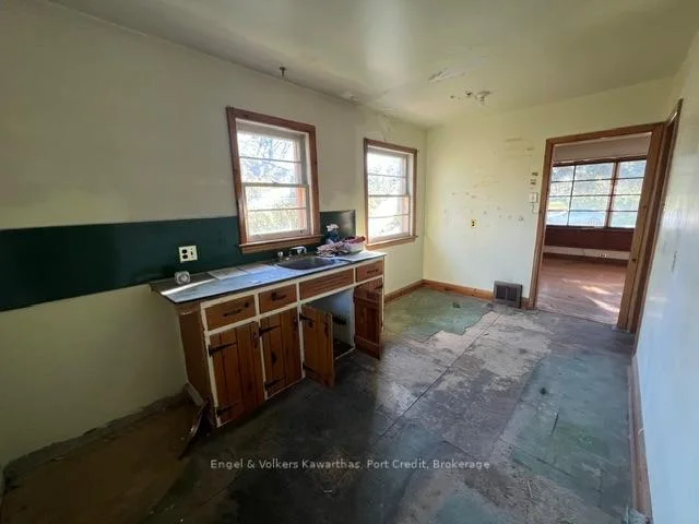 Photo 73 of 770 Curtis Road, Peterborough, Ashburnham Ward 4 — HOMEH