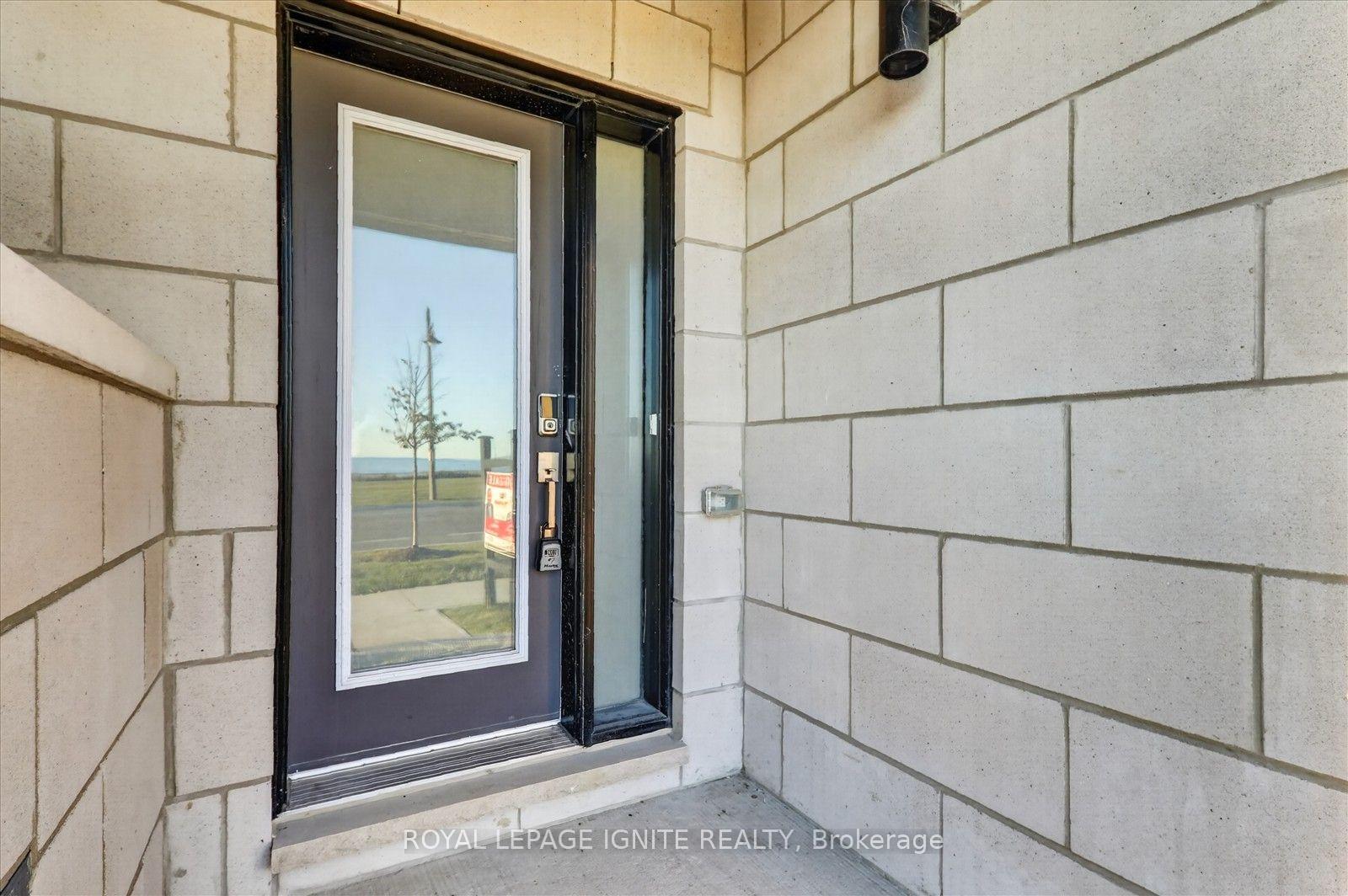 Photo 4 of 559 Port Darlington Road, Clarington, Bowmanville — HOMEH