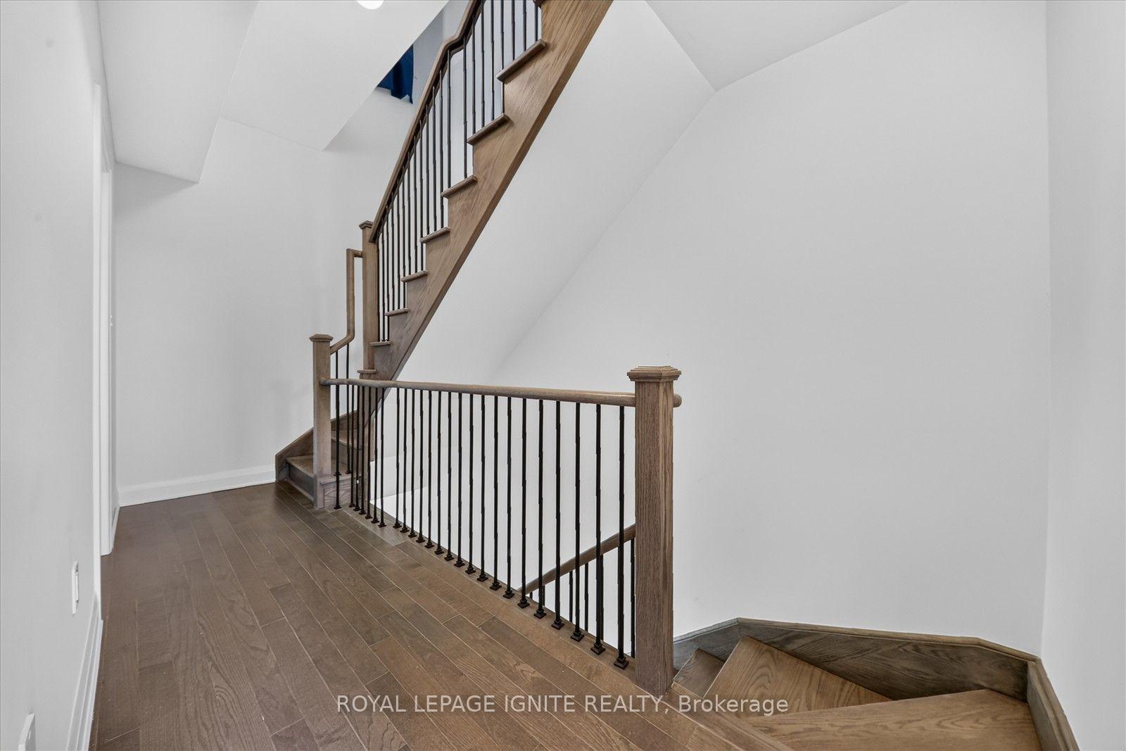 Photo 28 of 559 Port Darlington Road, Clarington, Bowmanville — HOMEH