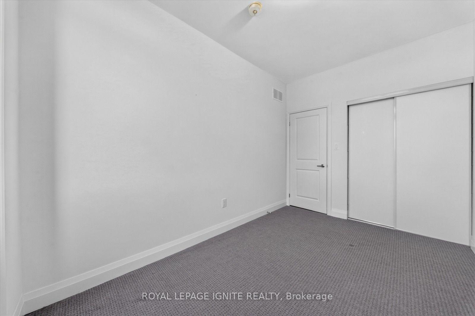 Photo 37 of 559 Port Darlington Road, Clarington, Bowmanville — HOMEH