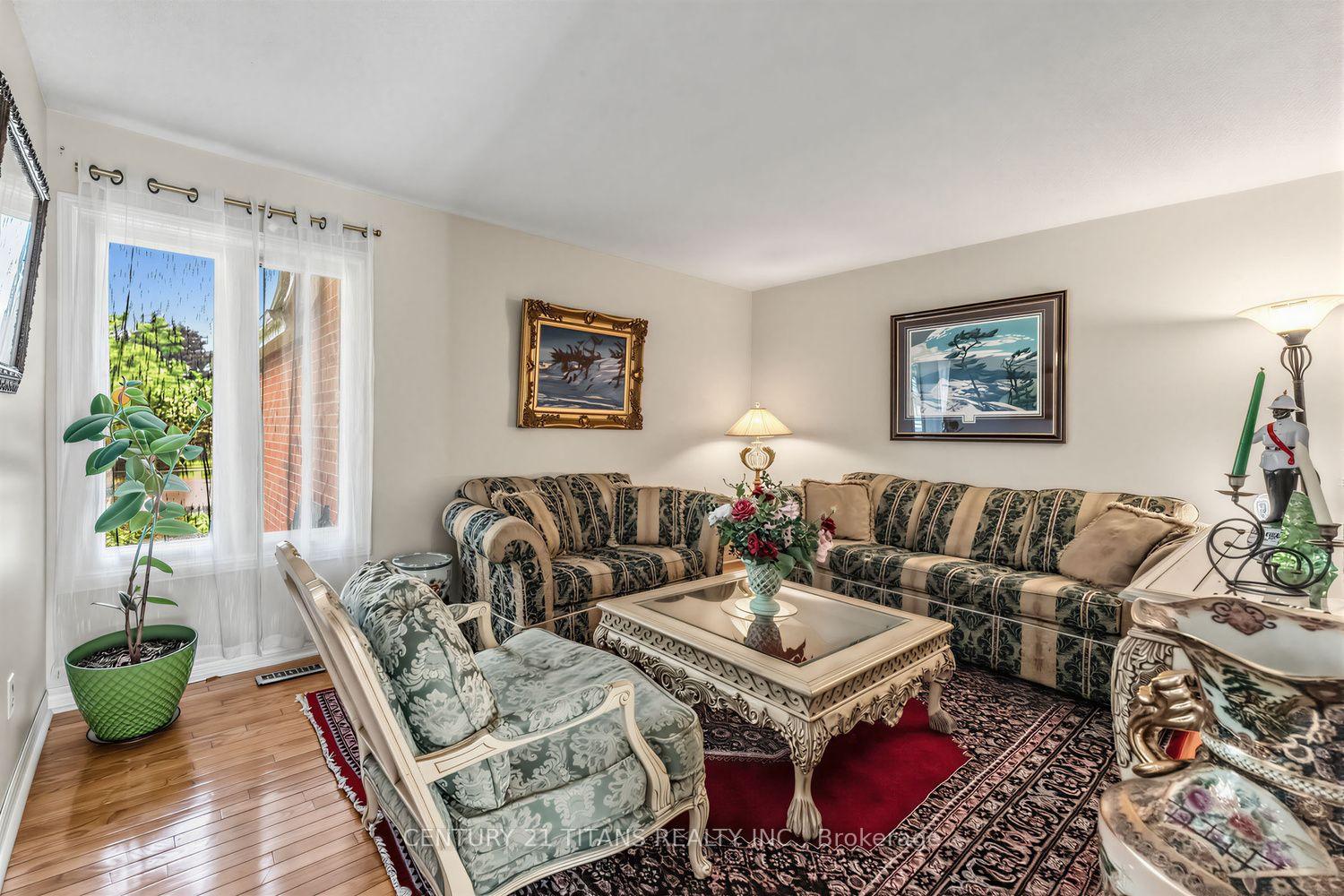 Photo 6 of 3489 Beau Rivage Crescent, Mississauga, Erin Mills — HOMEH