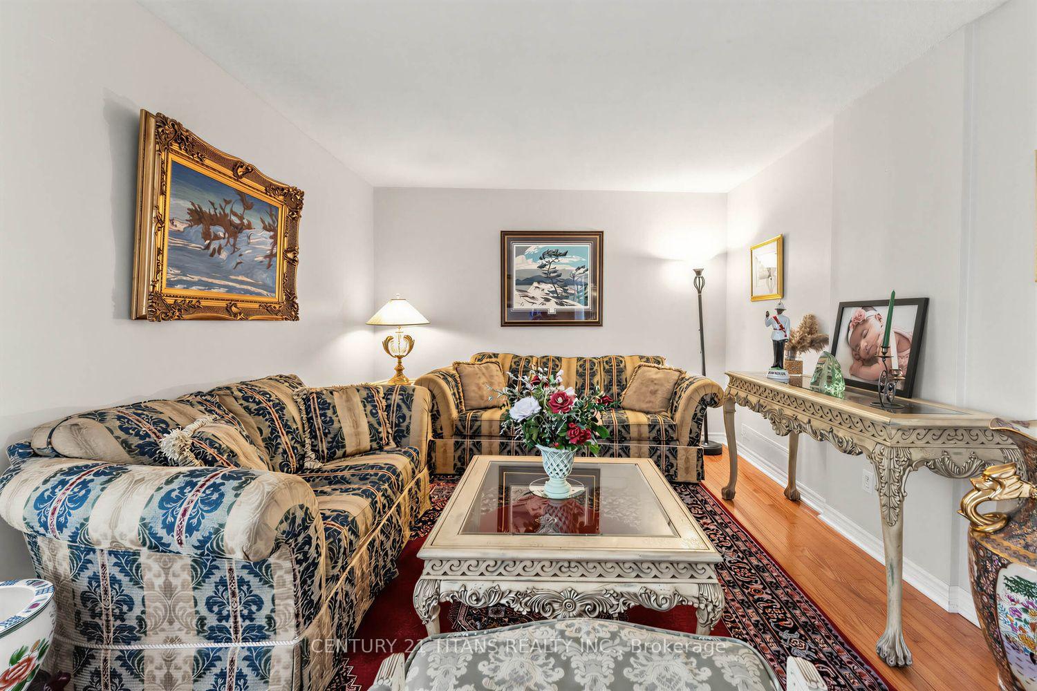 Photo 7 of 3489 Beau Rivage Crescent, Mississauga, Erin Mills — HOMEH
