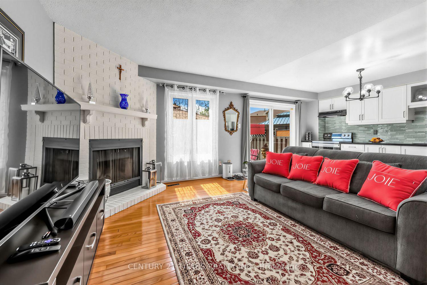 Photo 10 of 3489 Beau Rivage Crescent, Mississauga, Erin Mills — HOMEH