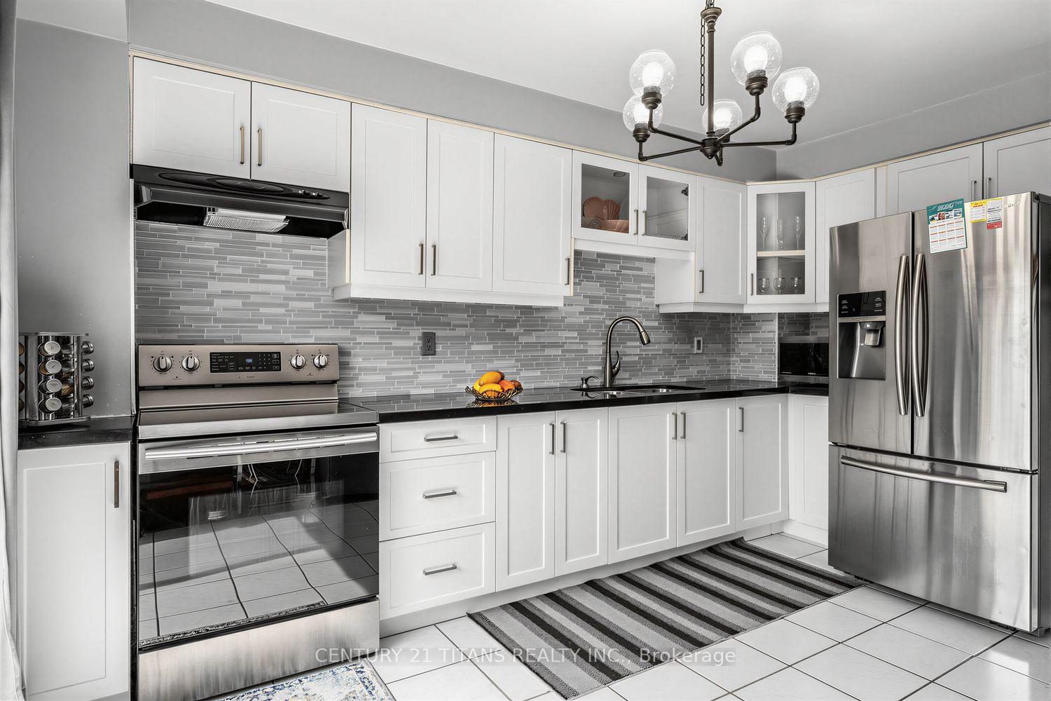 Photo 15 of 3489 Beau Rivage Crescent, Mississauga, Erin Mills — HOMEH