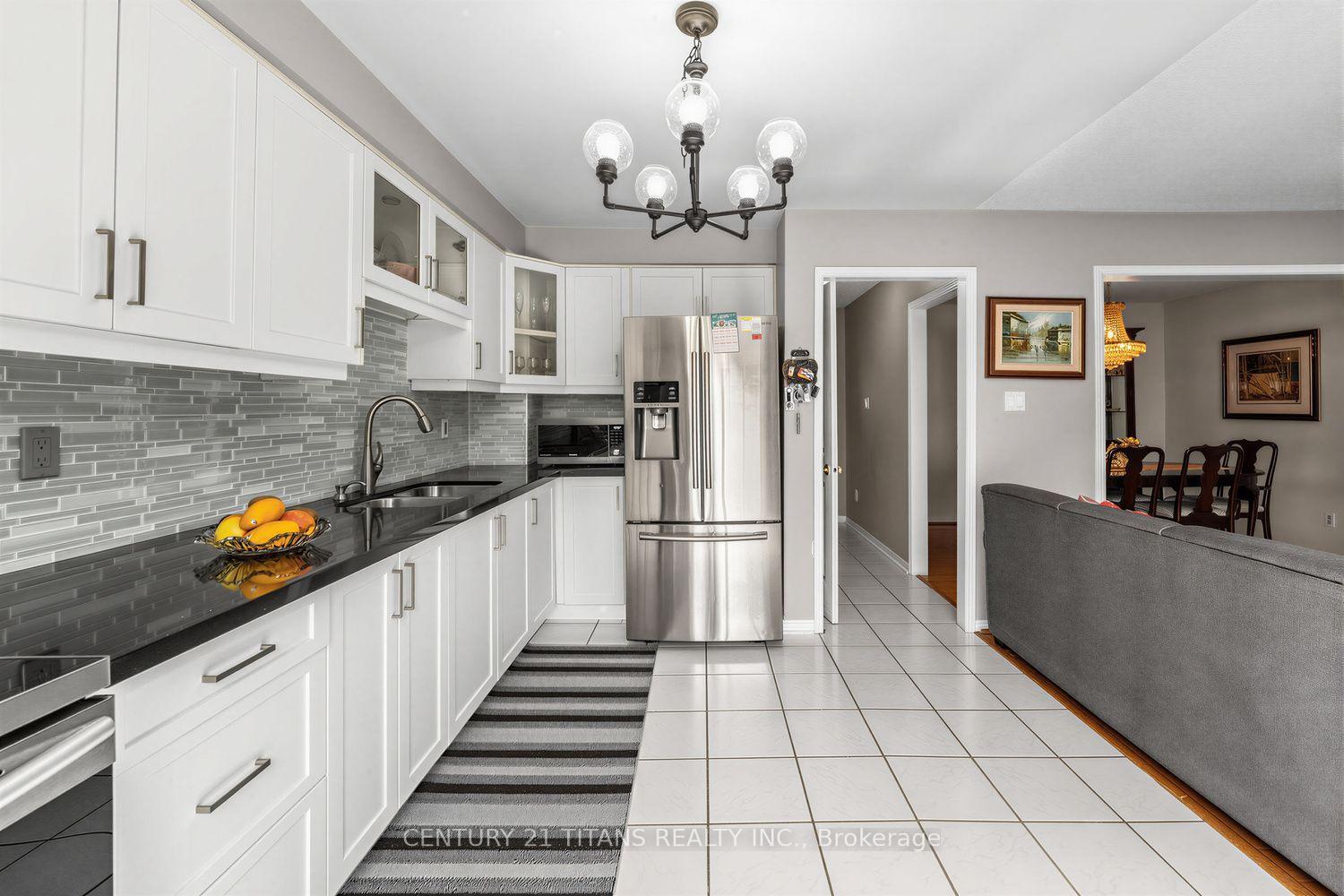 Photo 16 of 3489 Beau Rivage Crescent, Mississauga, Erin Mills — HOMEH