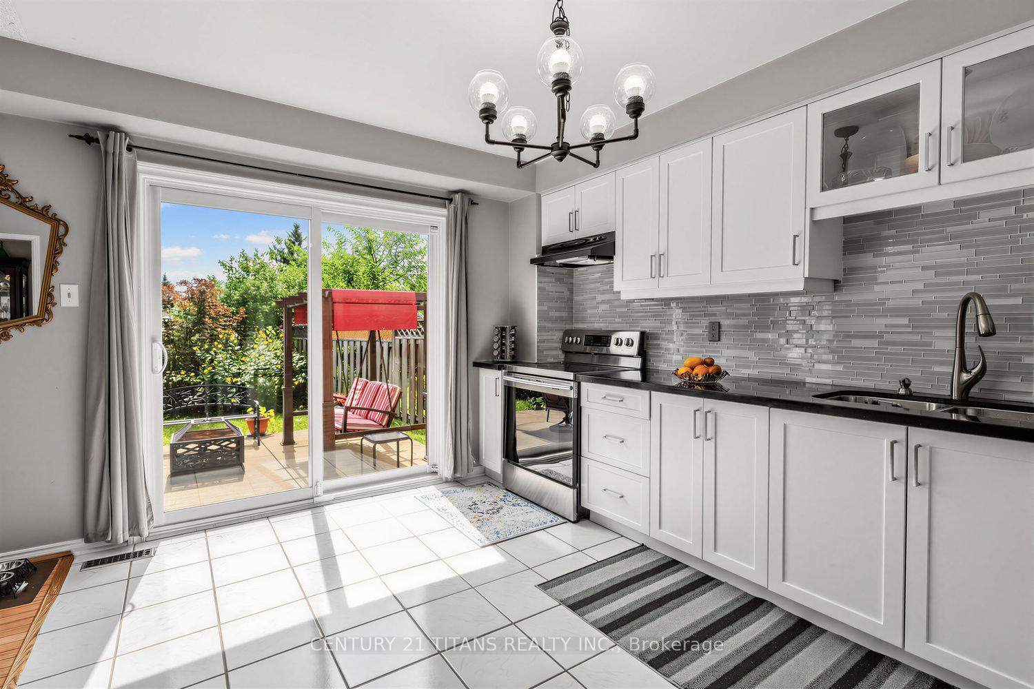 Photo 17 of 3489 Beau Rivage Crescent, Mississauga, Erin Mills — HOMEH