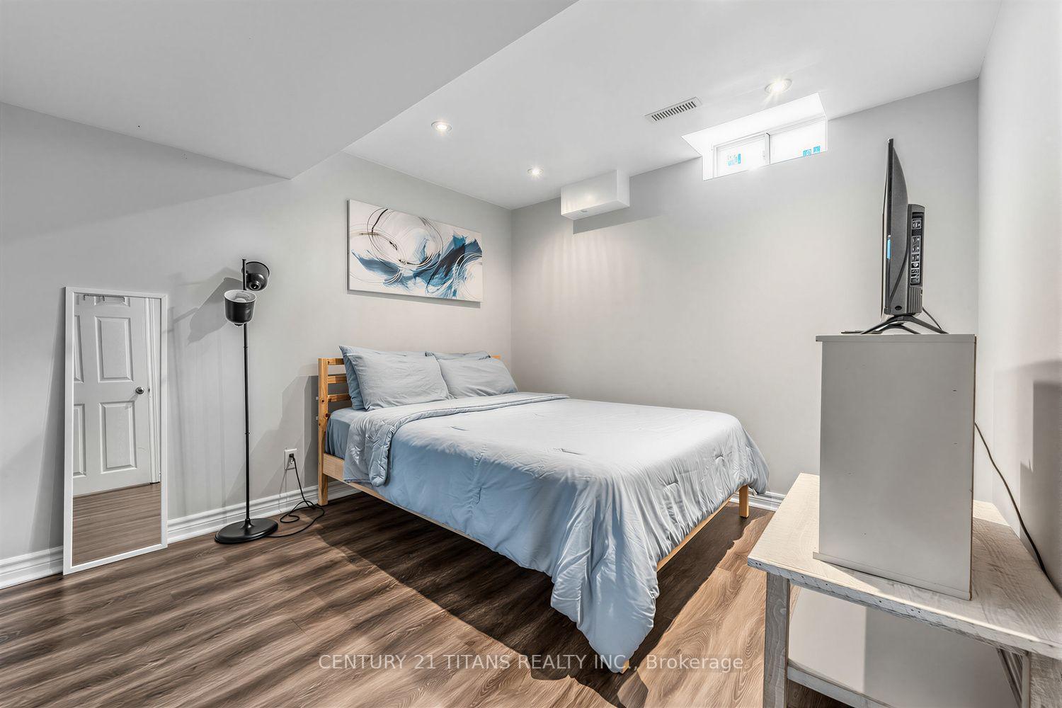 Photo 28 of 3489 Beau Rivage Crescent, Mississauga, Erin Mills — HOMEH
