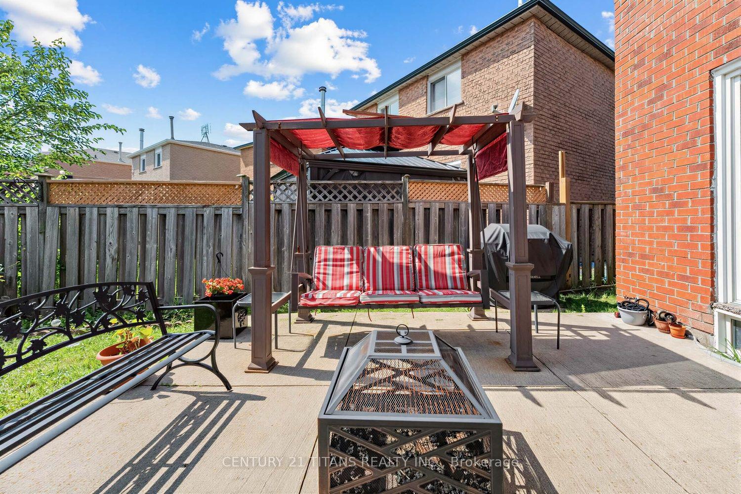 Photo 32 of 3489 Beau Rivage Crescent, Mississauga, Erin Mills — HOMEH