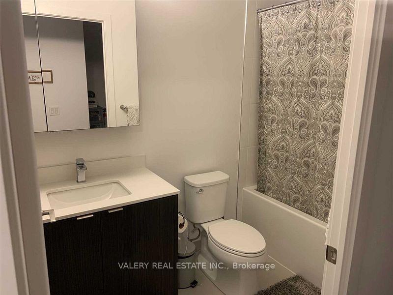 Photo 2 of Unit 1030, 100 Eagle Rock Way, Vaughan, Rural Vaughan — HOMEH