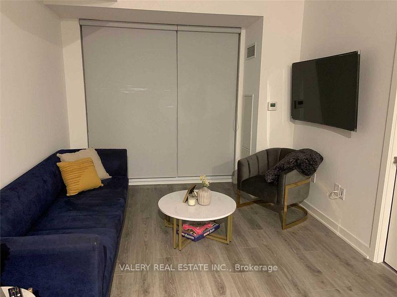 Photo 4 of Unit 1030, 100 Eagle Rock Way, Vaughan, Rural Vaughan — HOMEH