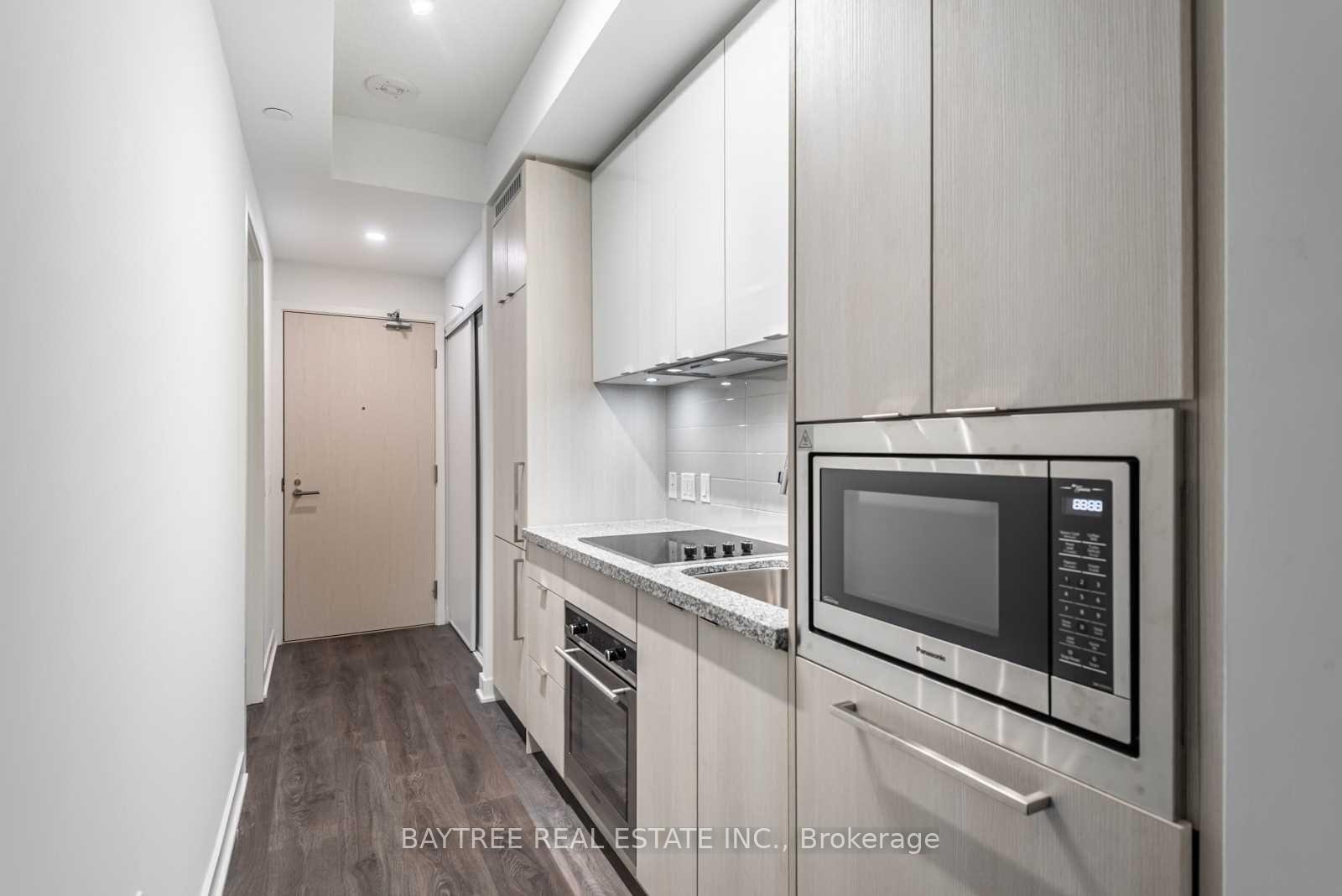 Photo of Unit 801, 115 Blue Jays Way