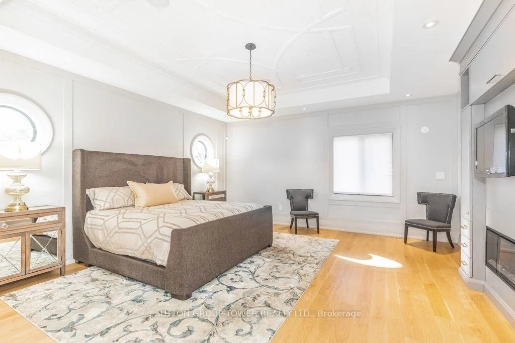 Photo 18 of 450 Bedford Road, Oakville, Ford — HOMEH