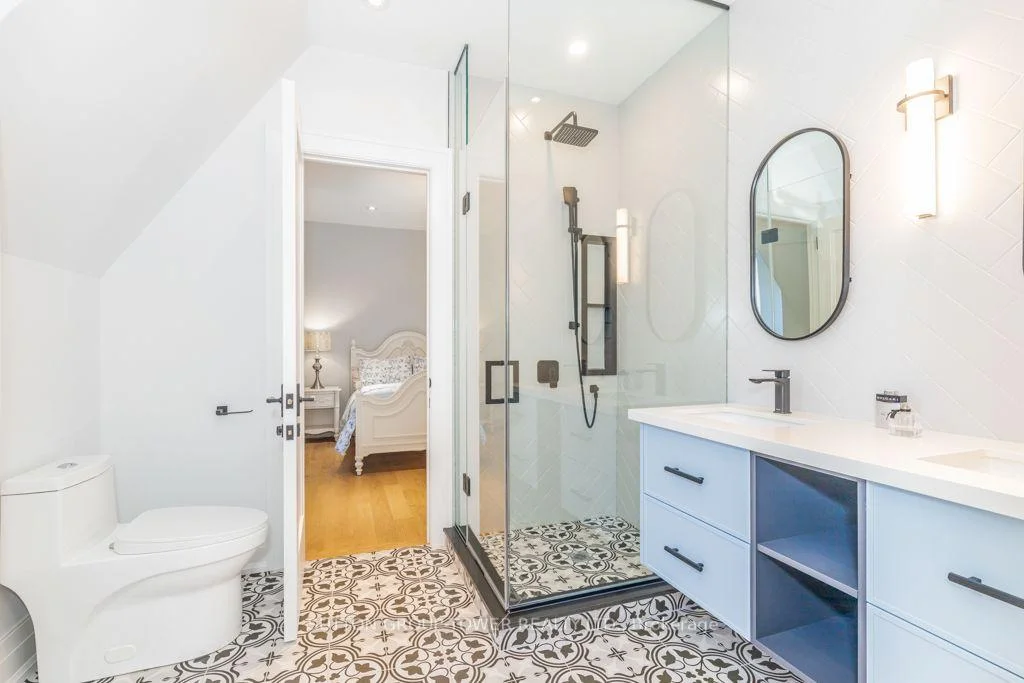 Photo 24 of 450 Bedford Road, Oakville, Ford — HOMEH