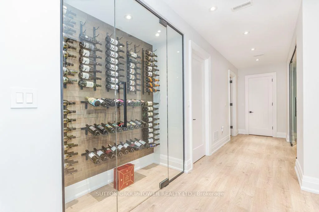 Photo 30 of 450 Bedford Road, Oakville, Ford — HOMEH