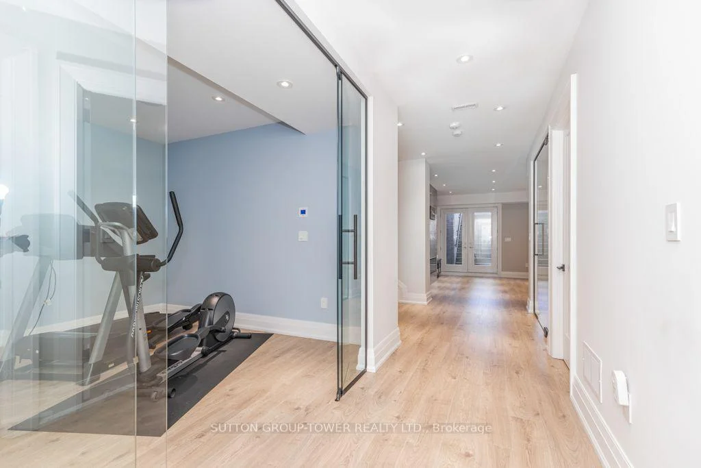 Photo 31 of 450 Bedford Road, Oakville, Ford — HOMEH