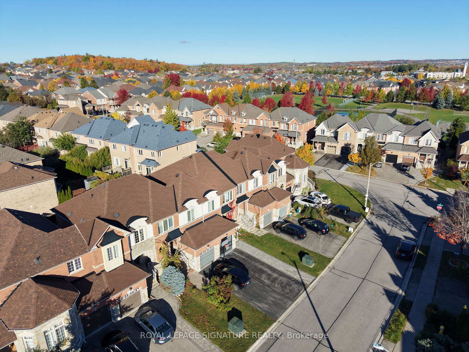 Photo 34 of 82 Loire Valley Avenue, Vaughan, Patterson — HOMEH