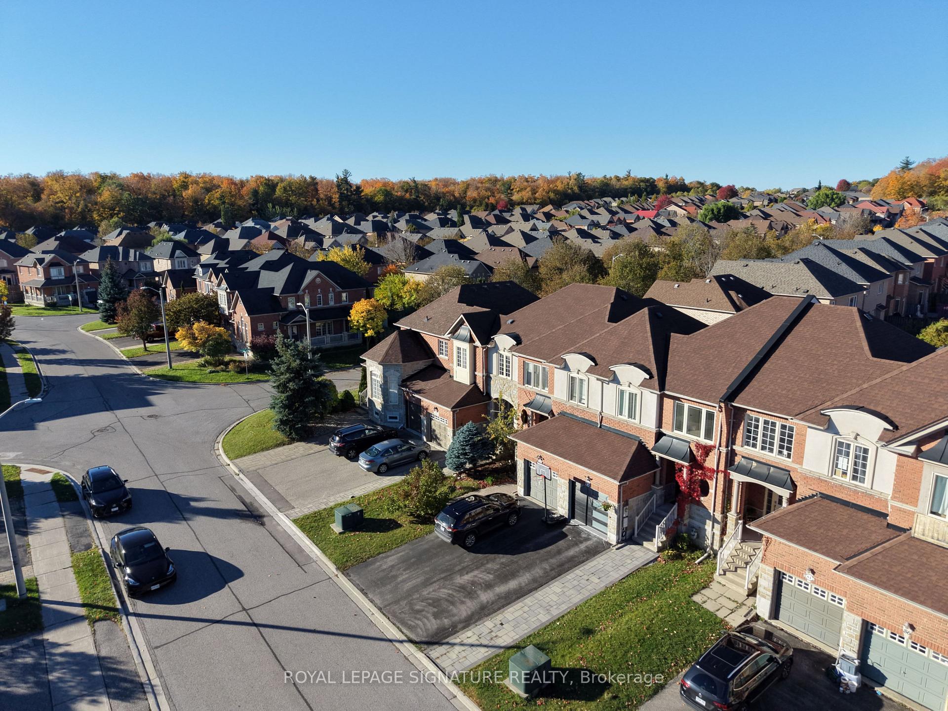 Photo 35 of 82 Loire Valley Avenue, Vaughan, Patterson — HOMEH