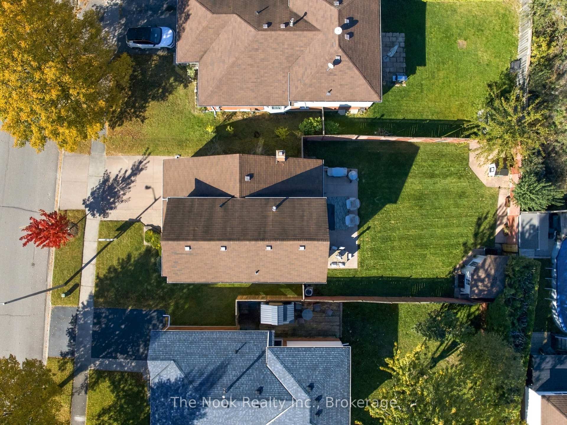Photo 26 of 19 Sandringham Drive, Clarington, Courtice — HOMEH