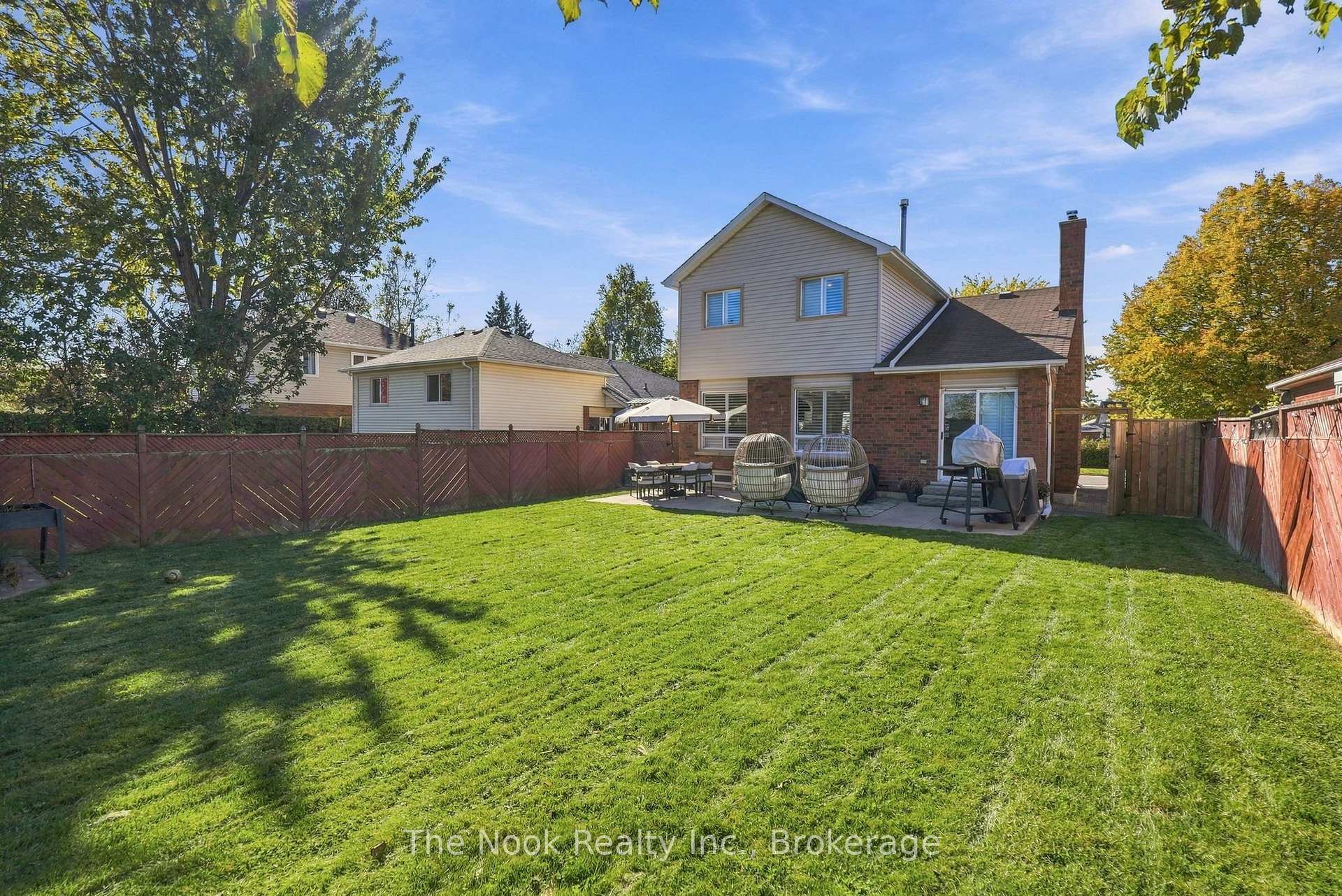 Photo 28 of 19 Sandringham Drive, Clarington, Courtice — HOMEH