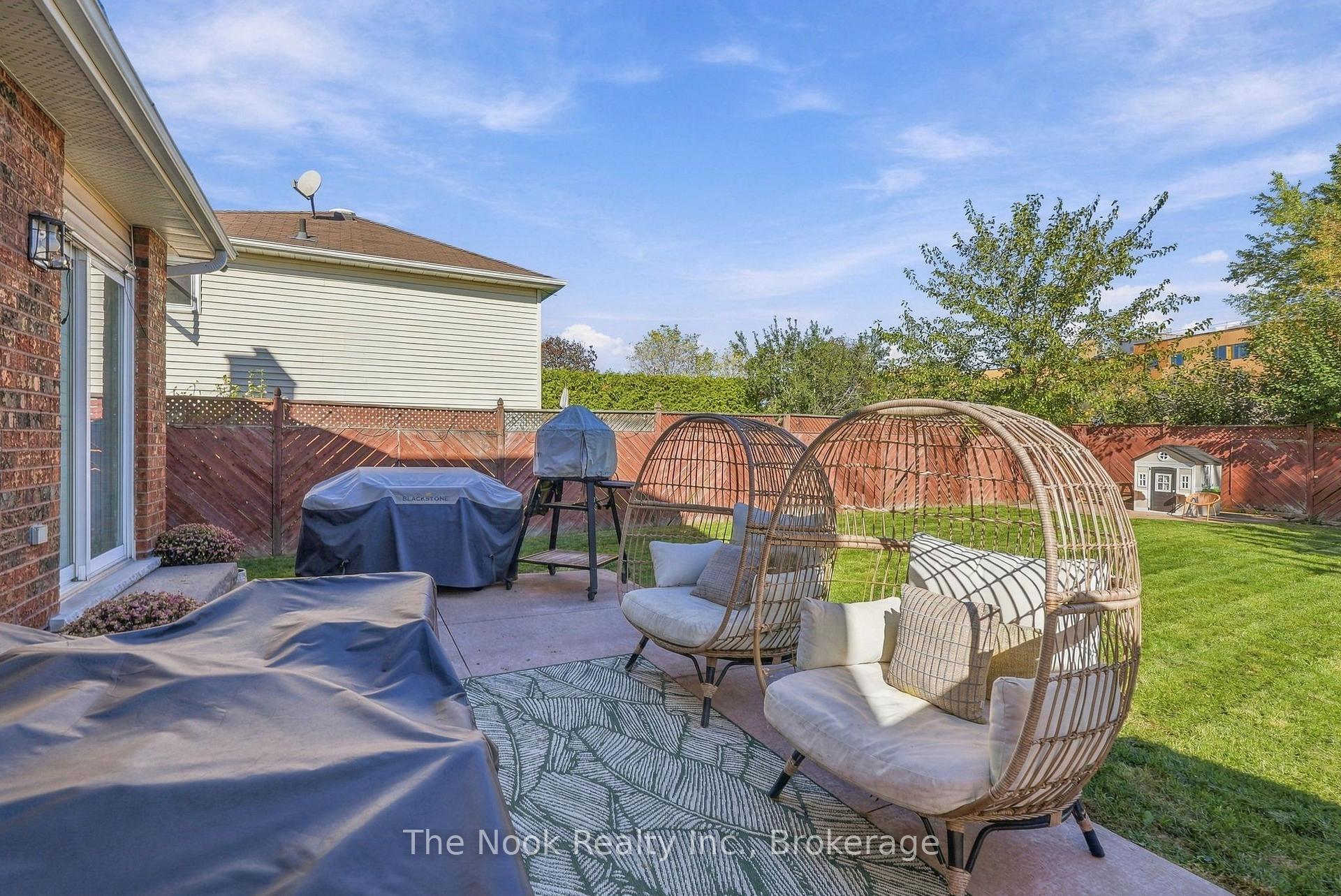 Photo 29 of 19 Sandringham Drive, Clarington, Courtice — HOMEH