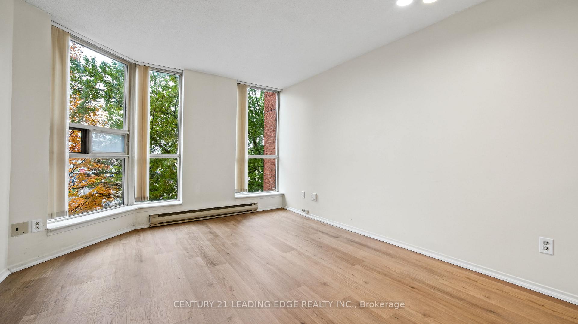 Photo 21 of Unit 417, 2460 Eglinton Avenue E, Scarborough, Eglinton East — HOMEH