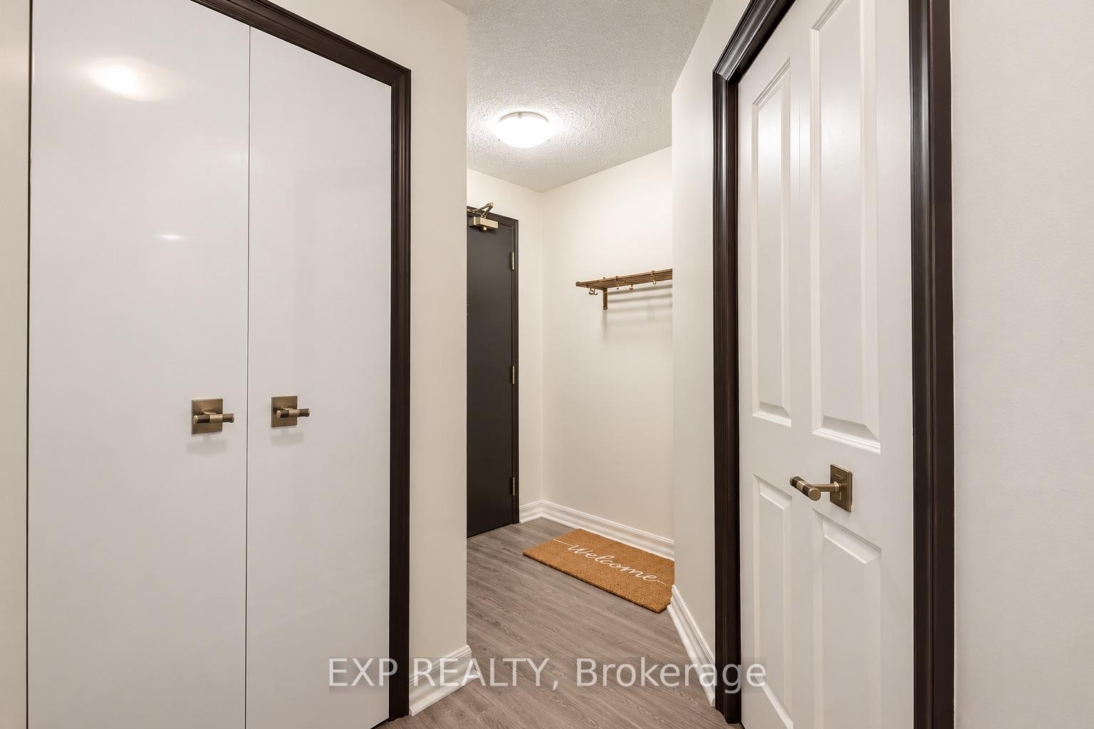 Photo 3 of Unit 1407, 3 Hickory Tree Road, North York, Weston — HOMEH