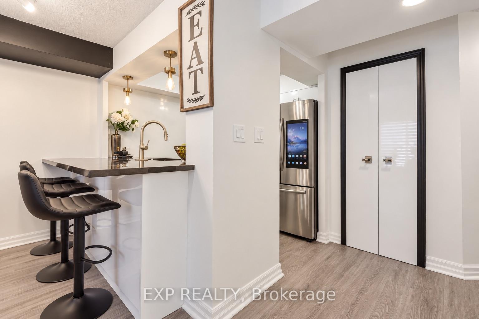 Photo 11 of Unit 1407, 3 Hickory Tree Road, North York, Weston — HOMEH