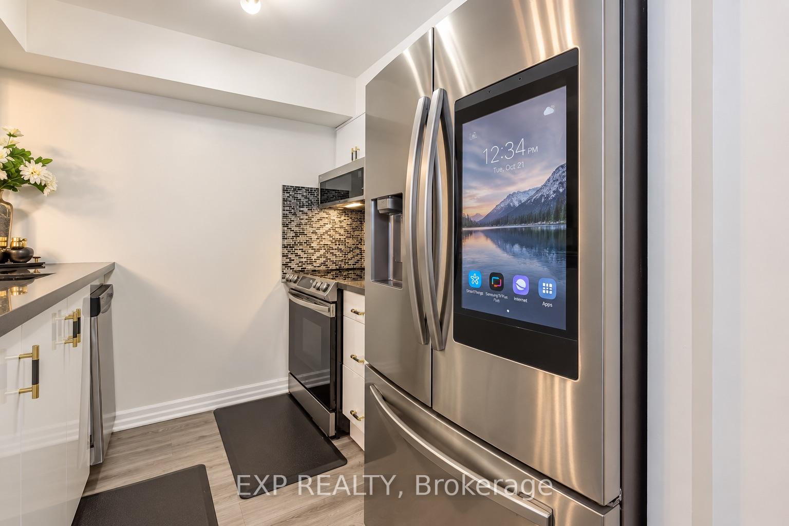 Photo 17 of Unit 1407, 3 Hickory Tree Road, North York, Weston — HOMEH