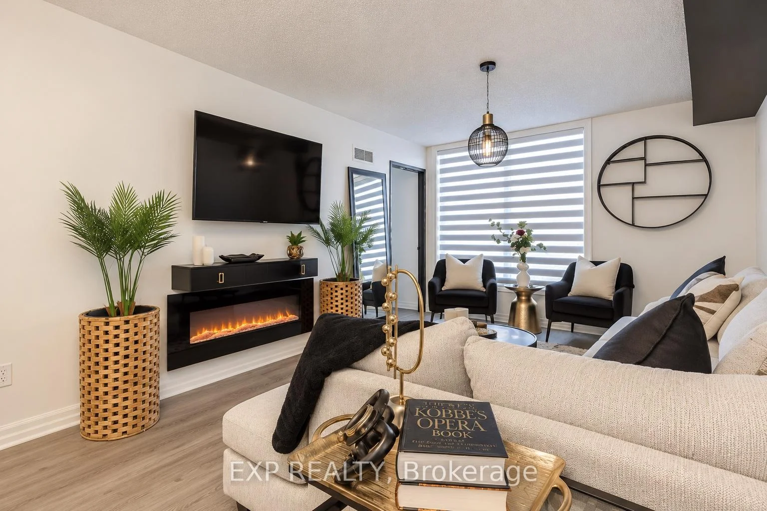 Photo 22 of Unit 1407, 3 Hickory Tree Road, North York, Weston — HOMEH