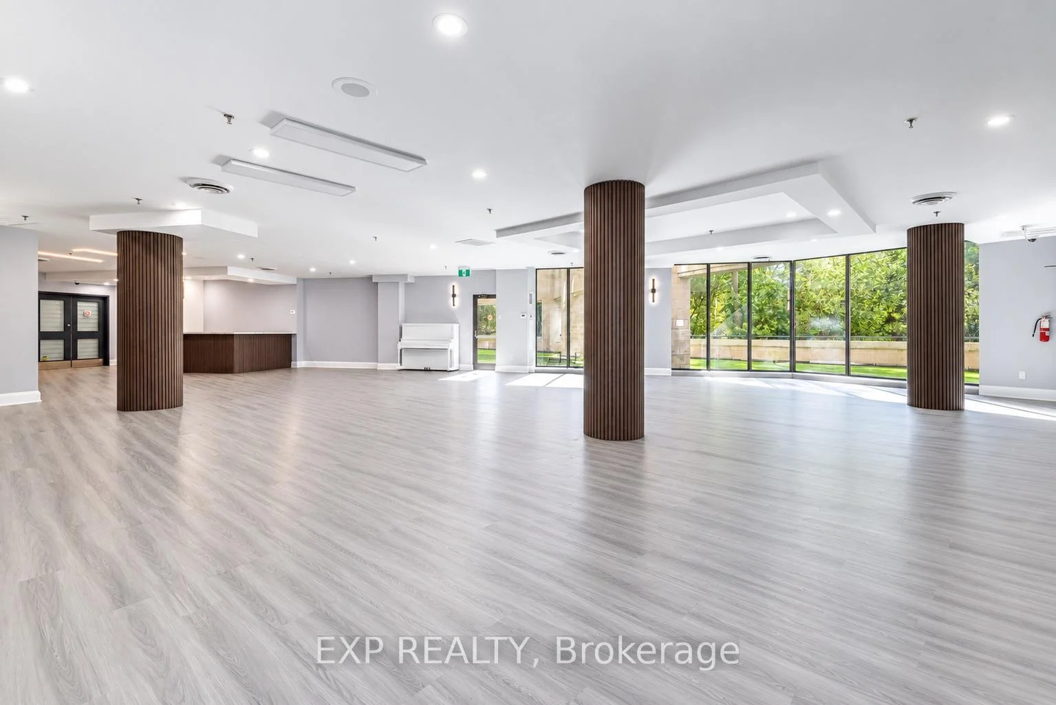Photo 64 of Unit 1407, 3 Hickory Tree Road, North York, Weston — HOMEH