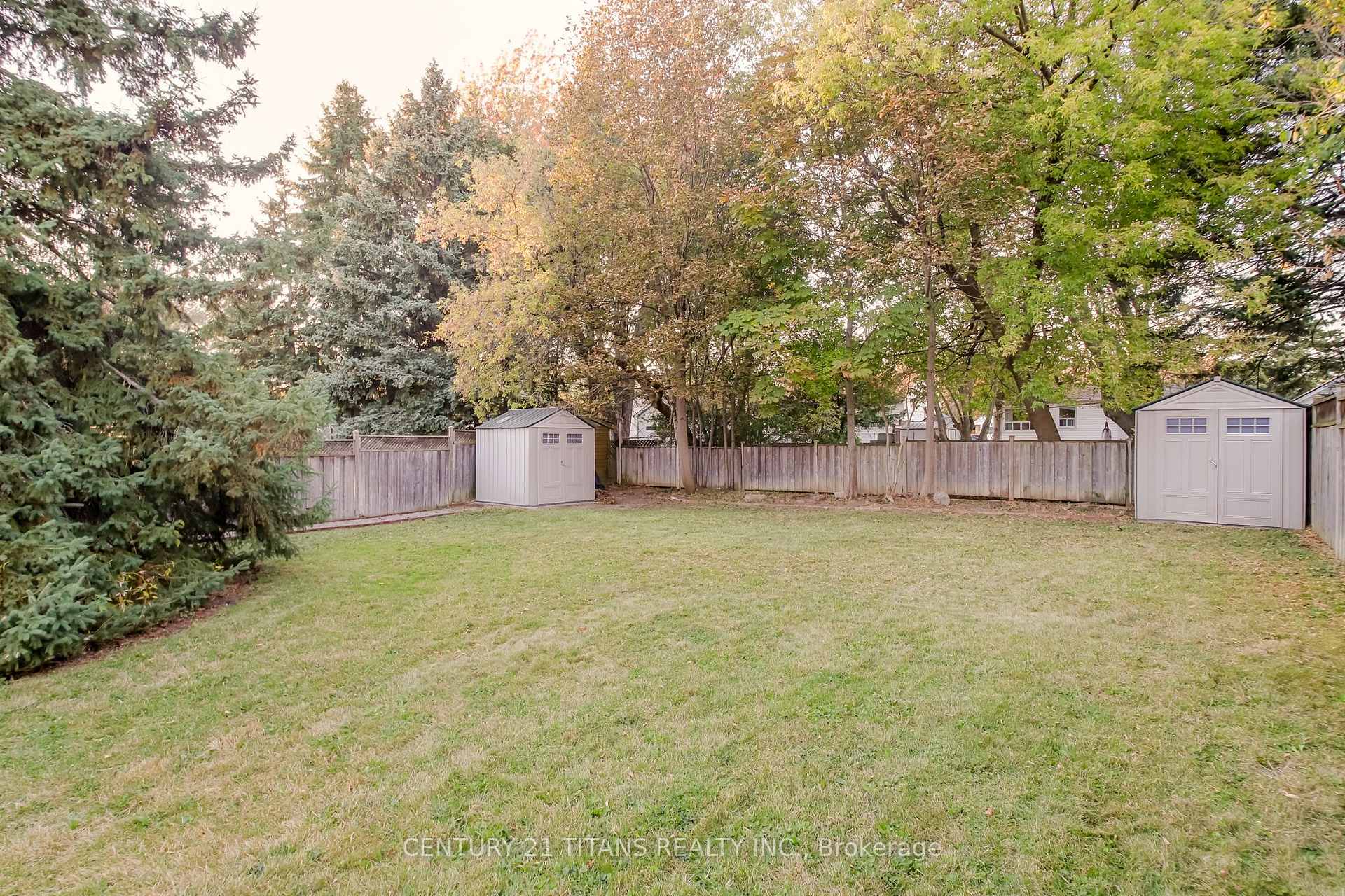 Photo 9 of 172 Phyllis Avenue, Scarborough, Cliffcrest — HOMEH